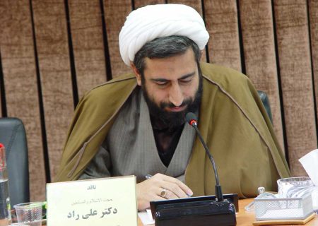 جهان معاصر دچار بحران کرامت وجودی منهای دین و مذهب است