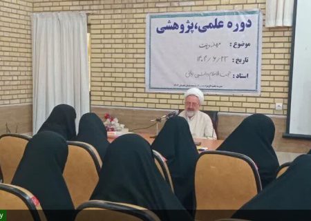 طلاب در مقابله با تهدیدات فکری و فرقه‌های انحرافی نقش اساسی برعهده دارند