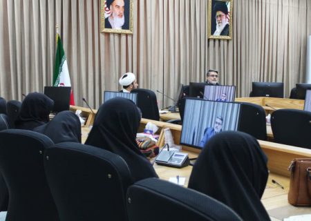 معنویت‌های کاذب، نان دروغ‌هایی را می‌خورند که ما راستش را به مردم نگفته‌ایم!