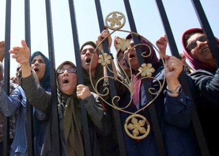 بررسی نقض لجام گسیخته حقوق افراد در گروهک تروریستی منافقین – قسمت اول