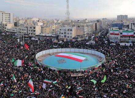 پیام تجلیل رهبر انقلاب اسلامی از ملت عظیم‌الشان ایران در پی اجتماعات گسترده۲۲ دی‌ماه