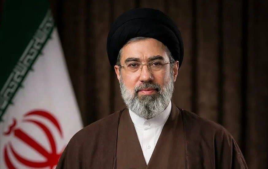 اطلاعیه دفتر حفظ و نشر آثار حضرت آیت‌الله العظمی خامنه‌ای (قدس‌الله نفسه الزکیه) درباره فعالیت‌های تبلیغی‌، ترویجی درباره ایشان